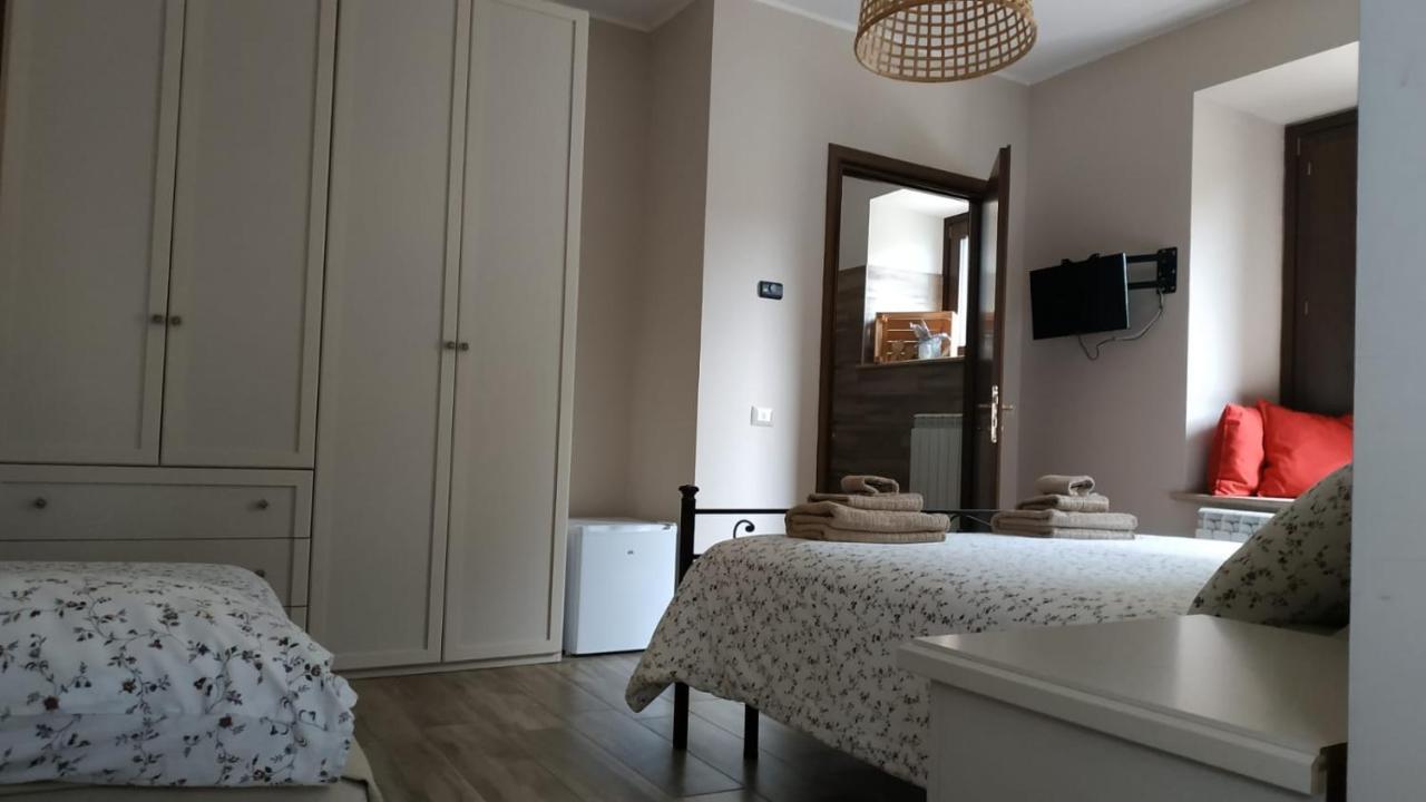 "Il Casaletto" Agriturismo Moderno, Vista Panoramica E Cibo Spettacolare- Scurcola Marsicana Buitenkant foto