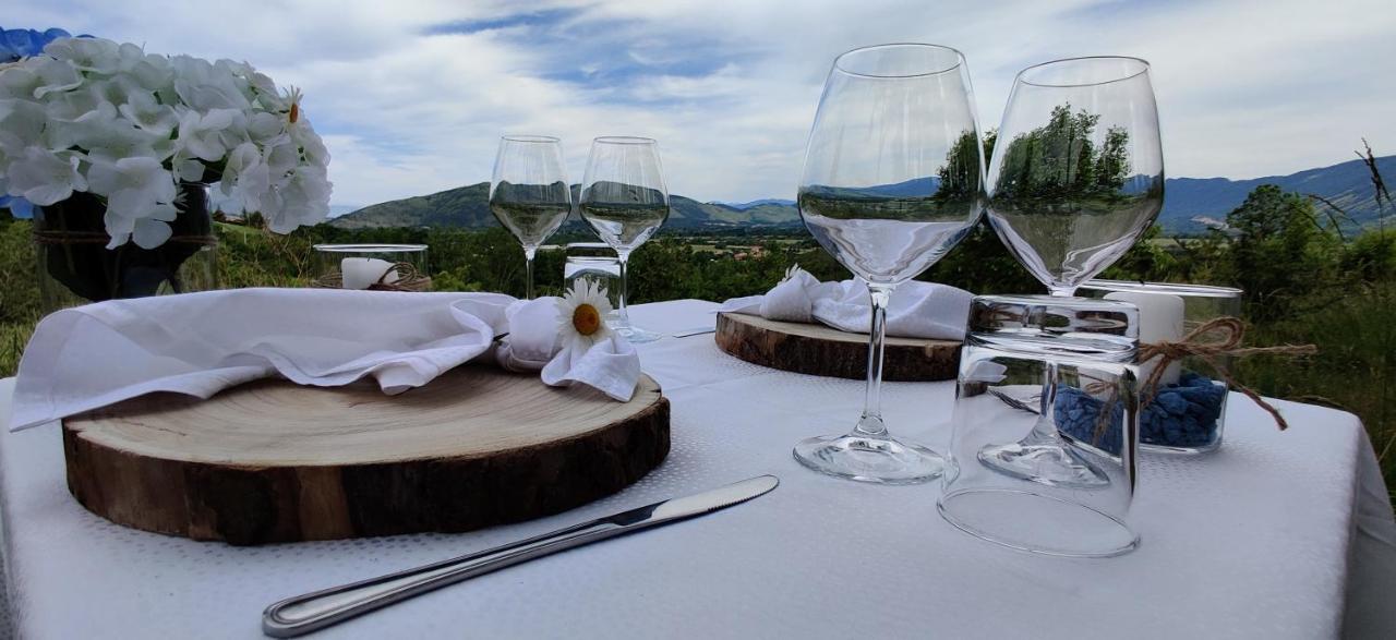 "Il Casaletto" Agriturismo Moderno, Vista Panoramica E Cibo Spettacolare- Scurcola Marsicana Villa Buitenkant foto