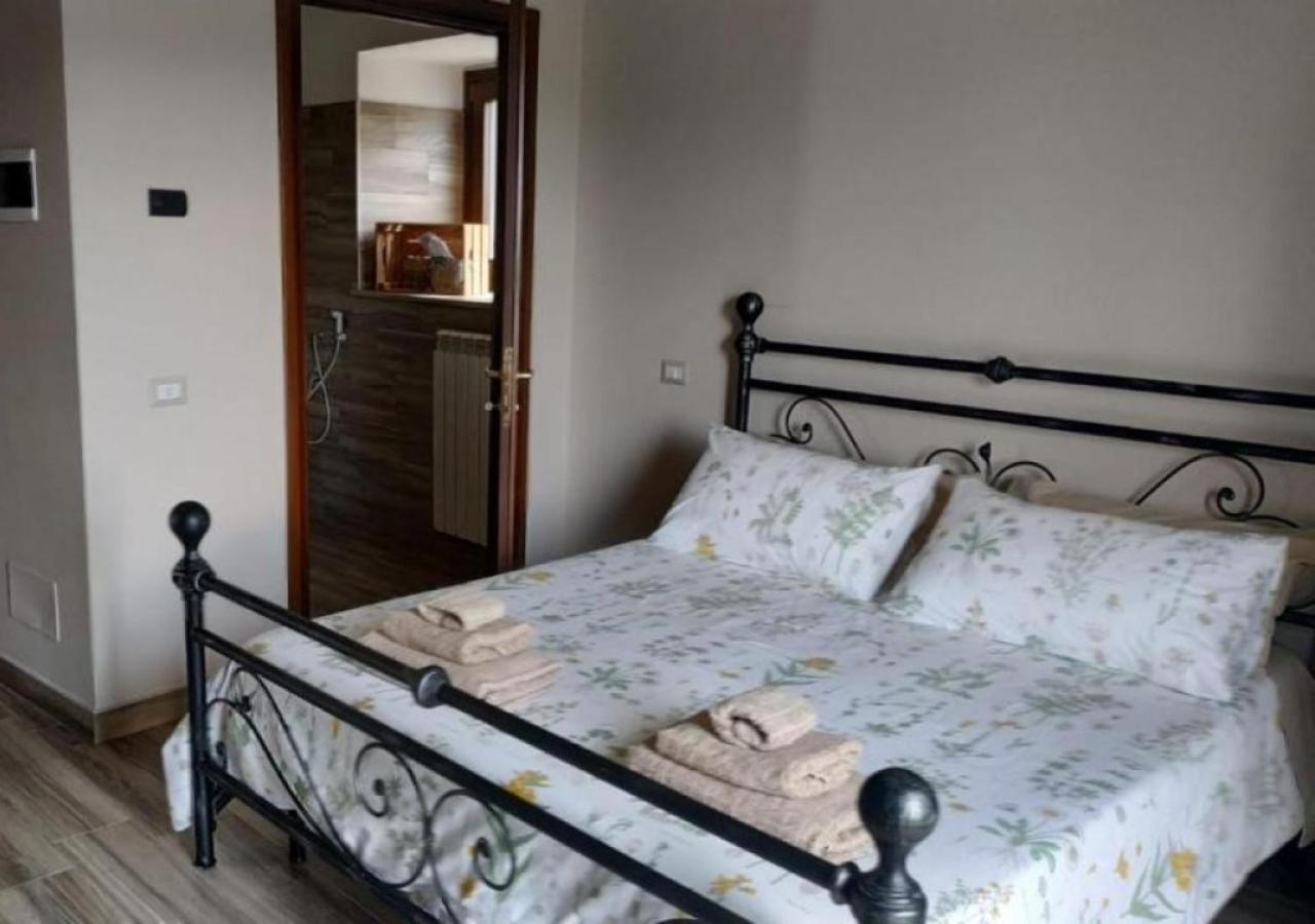 "Il Casaletto" Agriturismo Moderno, Vista Panoramica E Cibo Spettacolare- Scurcola Marsicana Buitenkant foto