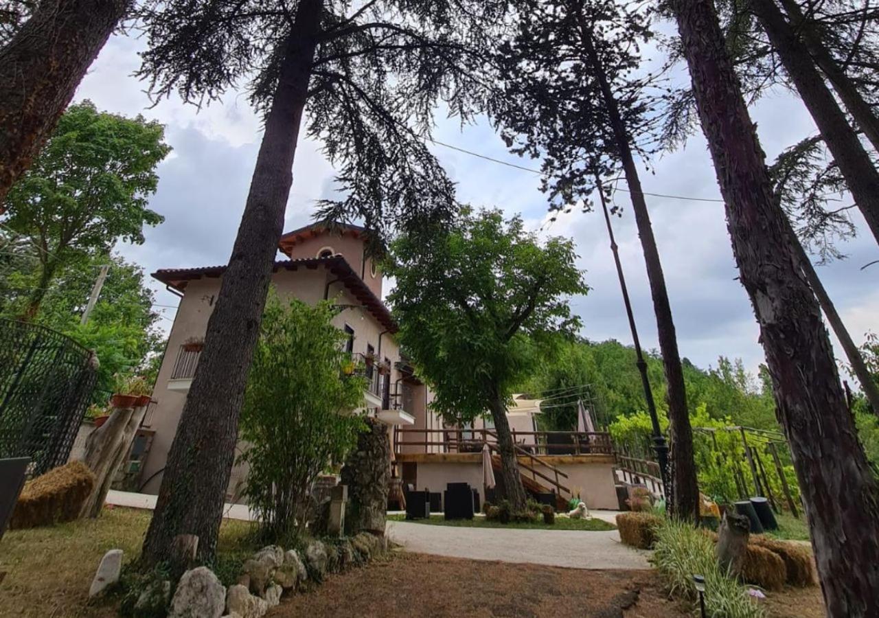 "Il Casaletto" Agriturismo Moderno, Vista Panoramica E Cibo Spettacolare- Scurcola Marsicana Villa Buitenkant foto