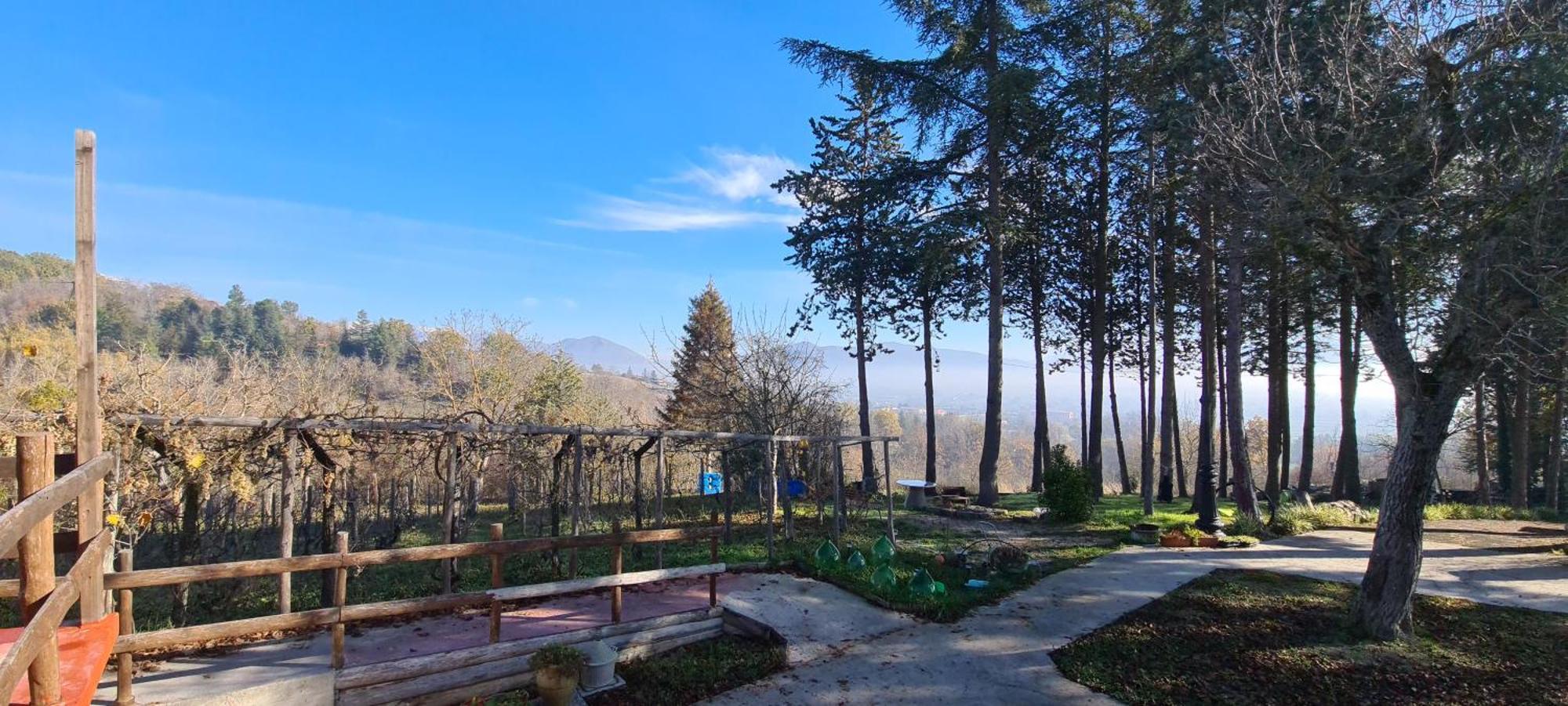 "Il Casaletto" Agriturismo Moderno, Vista Panoramica E Cibo Spettacolare- Scurcola Marsicana Villa Buitenkant foto